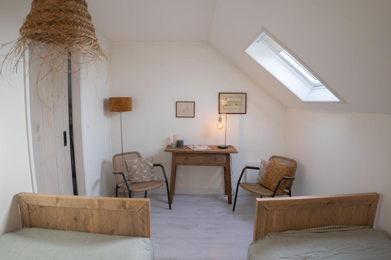B&B Hieris't Hoofdplaat Buitenkant foto