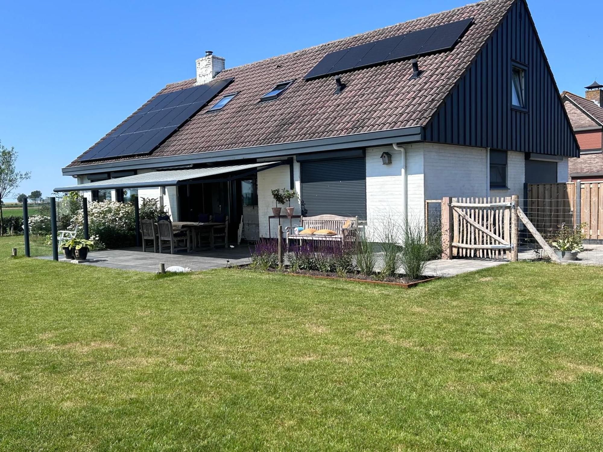 B&B Hieris't Hoofdplaat Buitenkant foto