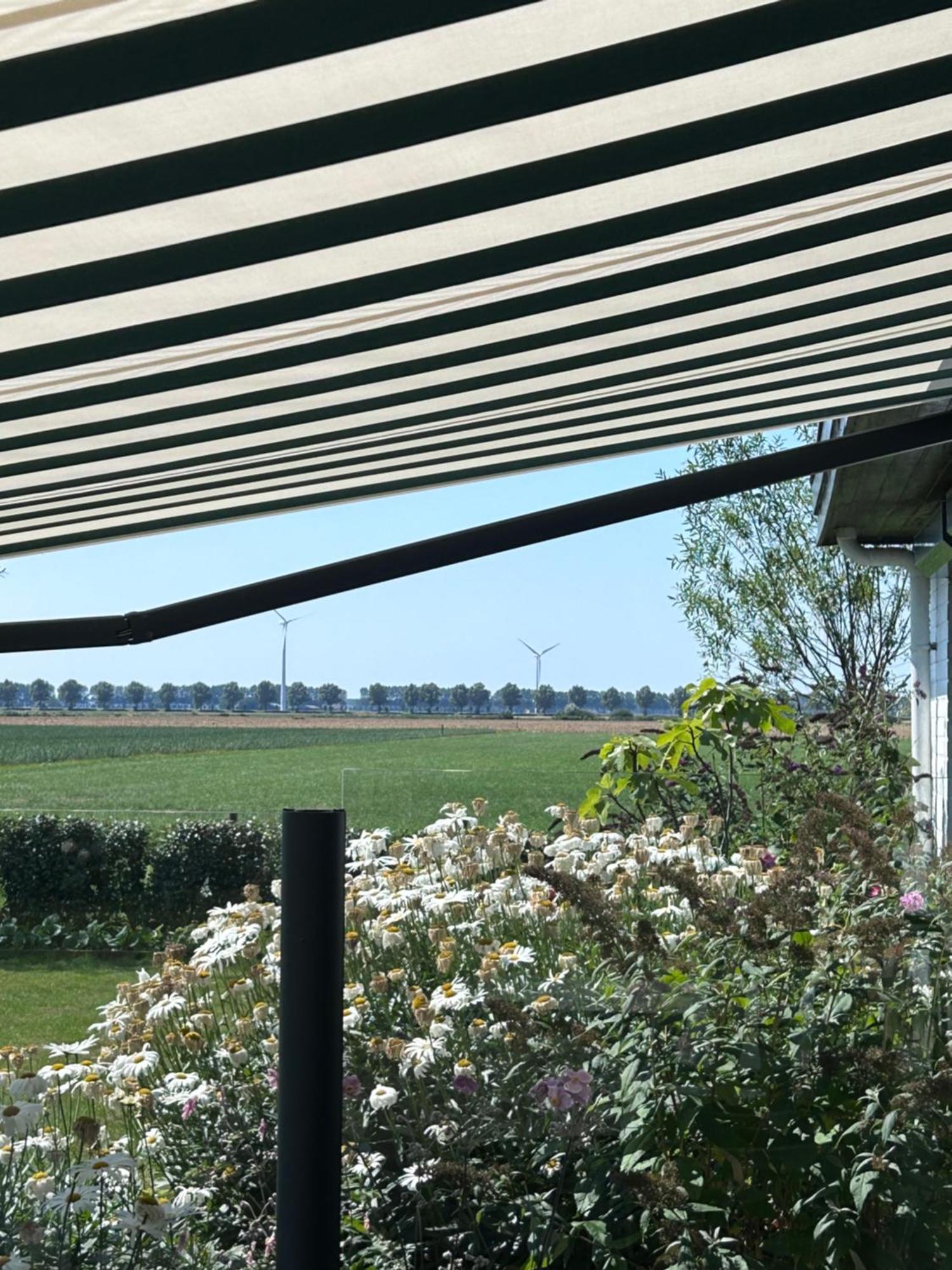 B&B Hieris't Hoofdplaat Buitenkant foto